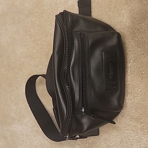 Coach black medium size fanny